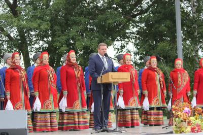 Николай Любимов побывал на Всероссийском есенинском празднике в Константиново